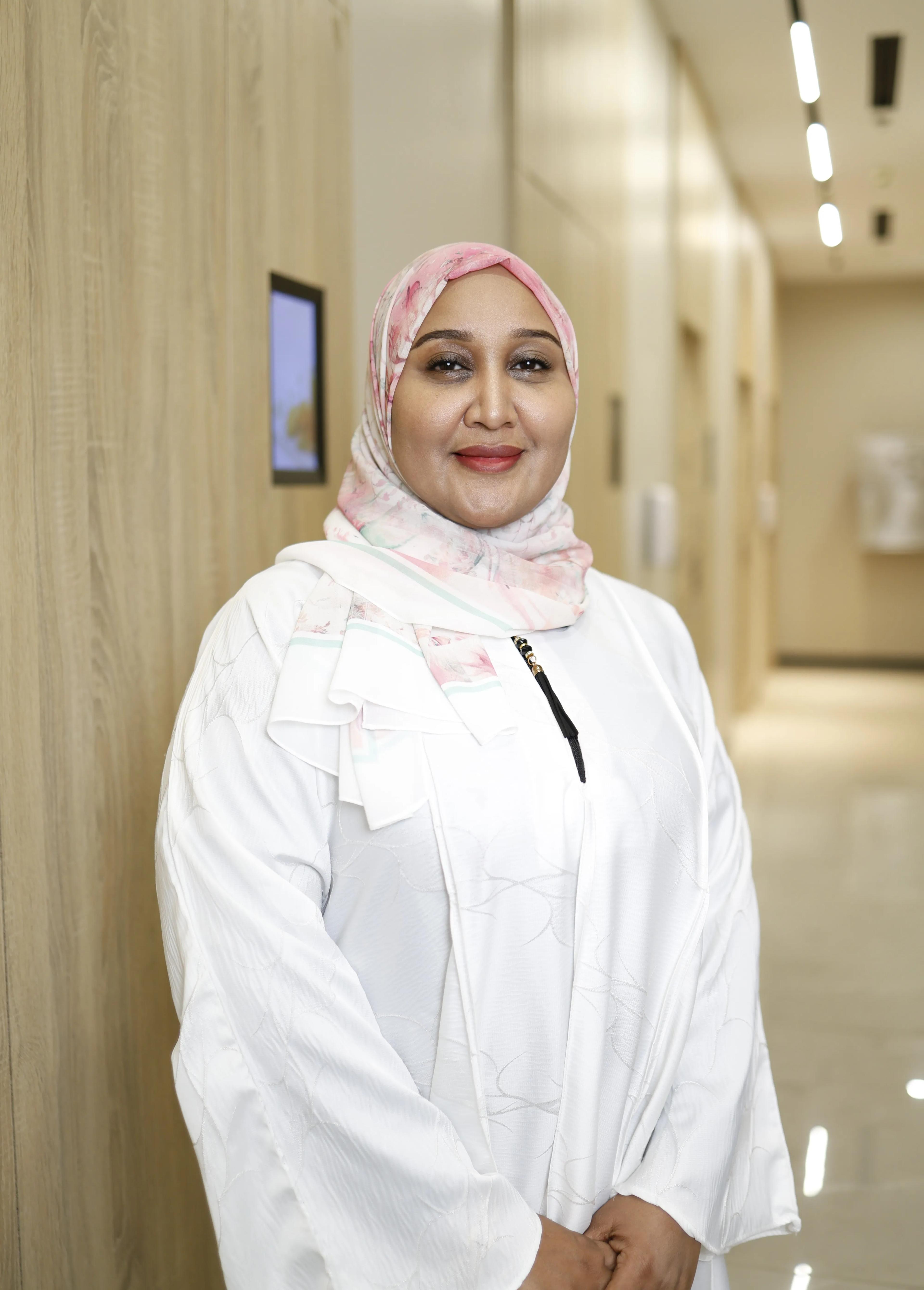 د. نسرين الصديق، استشارية الأمراض الجلدية والتجميل
